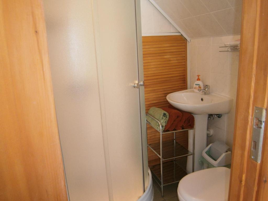 Atmatas Hotel Bernati Room photo